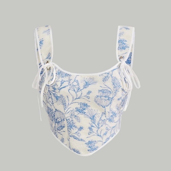 SHEIN Tops - NWT SHEIN MOD Floral Print Knot Front Cami Top blue white size S